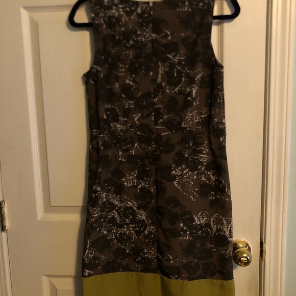 Simply Vera Vera Wang Brown Floral Mini Dress - Picture 2 of 2